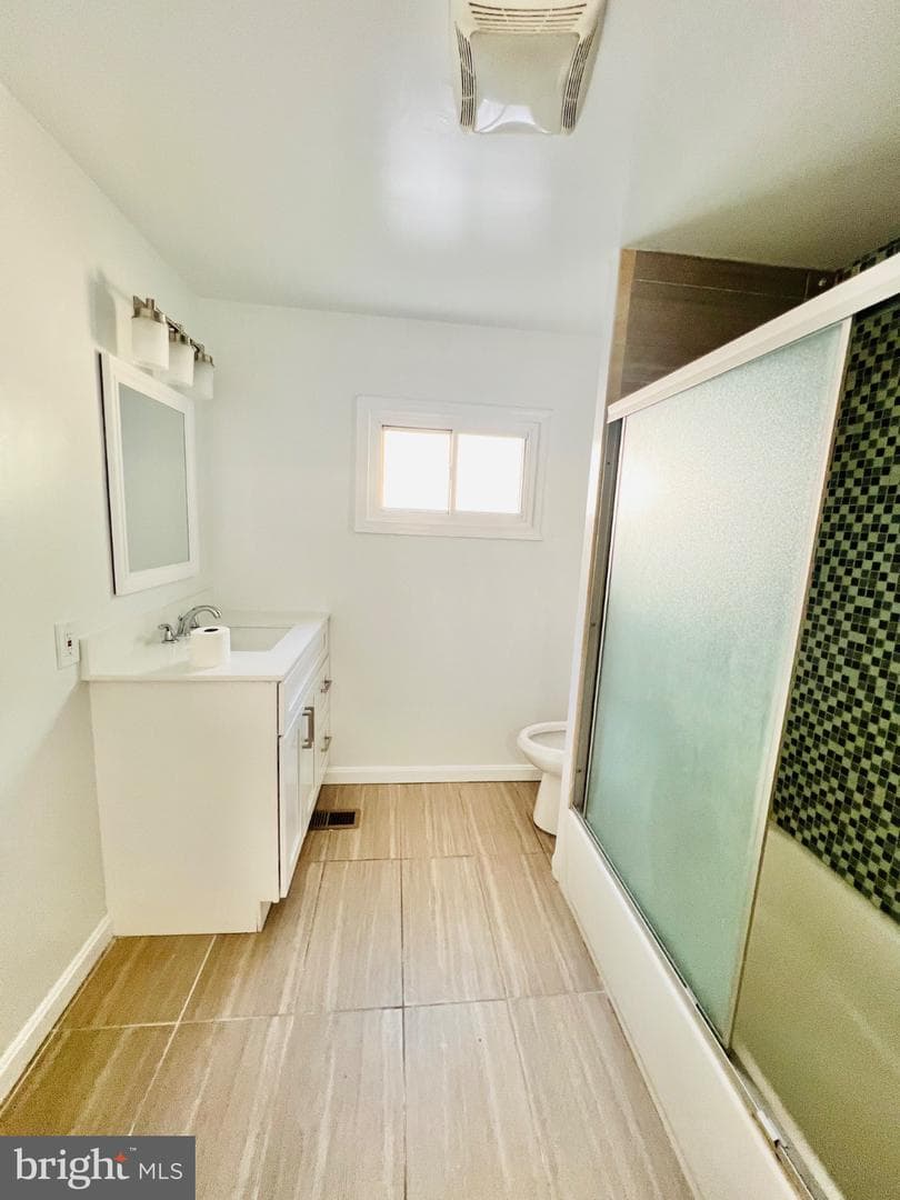 5709 Dade Street photo 22
