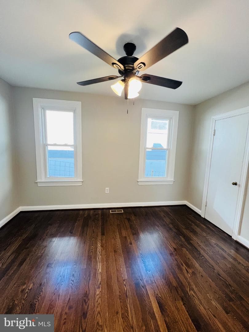 5709 Dade Street photo 26
