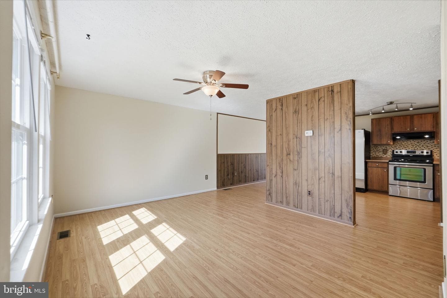 10300 Forestgrove Lane photo 2