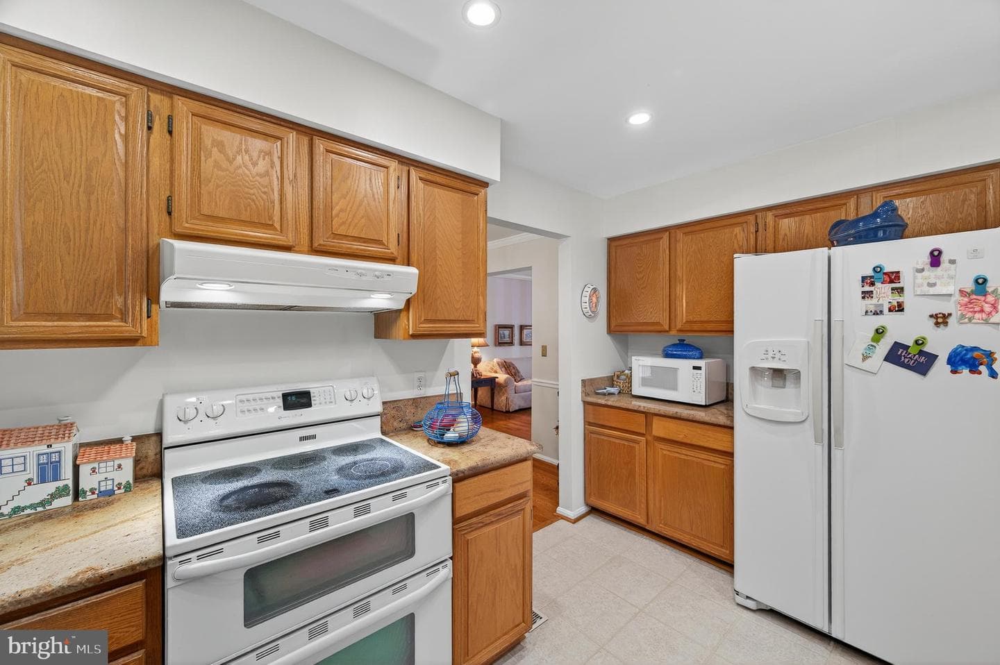 3941 Sunflower Circle photo 3