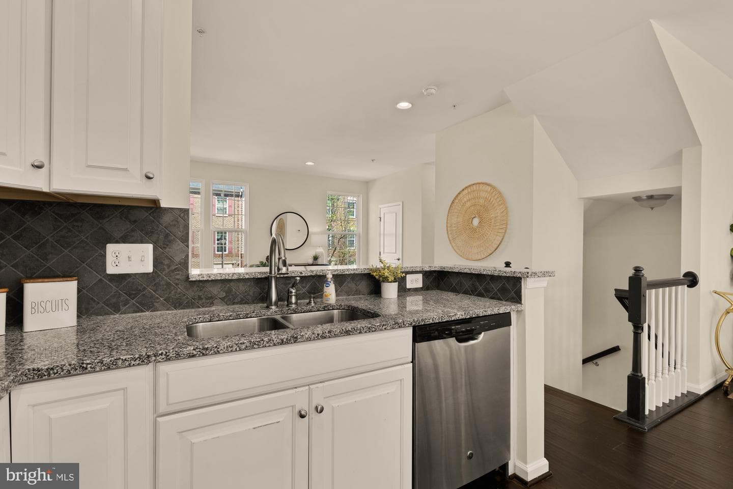5307 Smiths Cove Lane photo 13