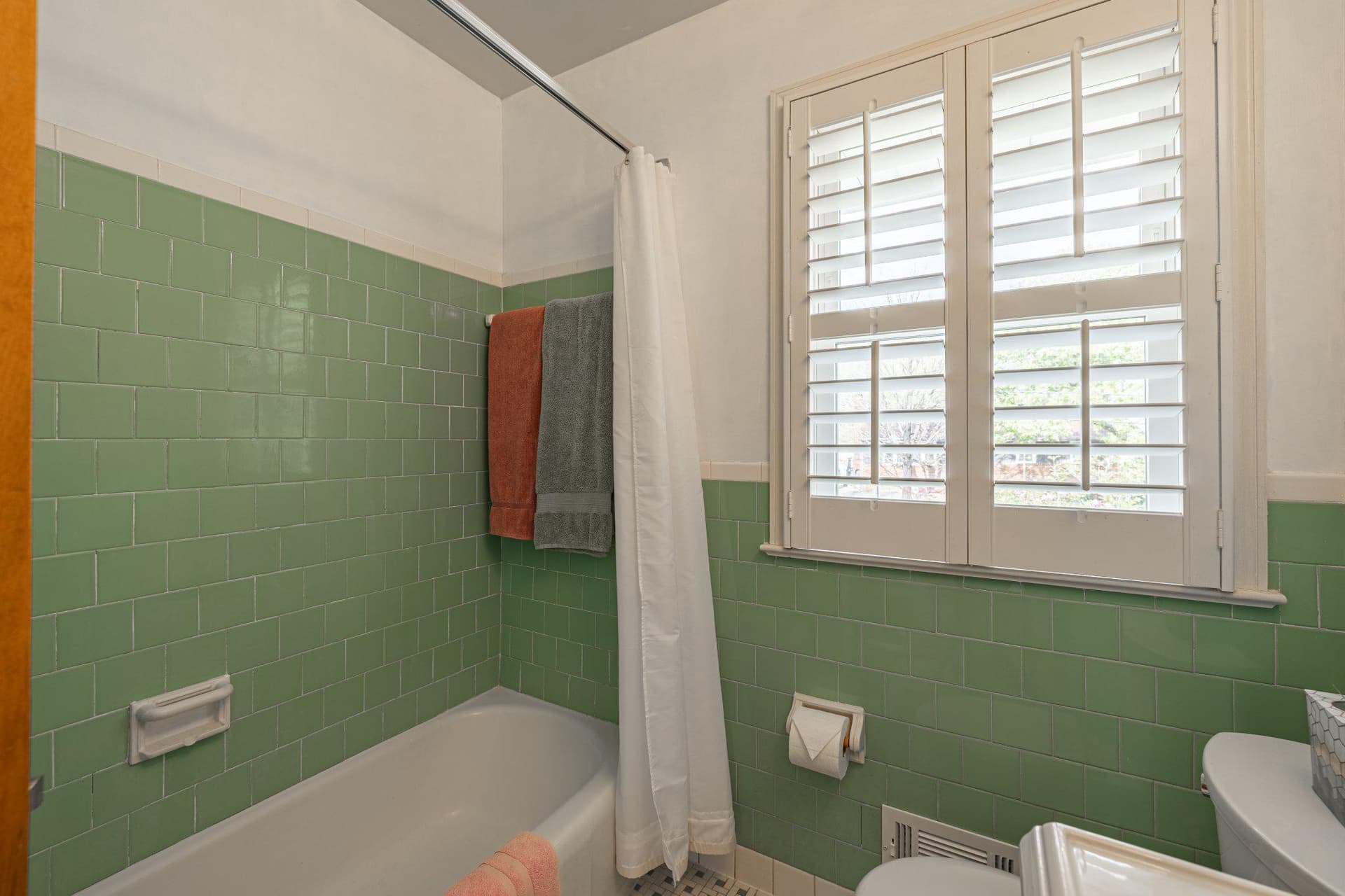 10904 Fleetwood Drive photo 20