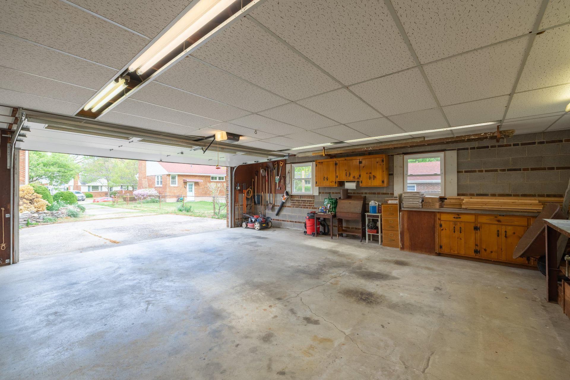 10904 Fleetwood Drive photo 43