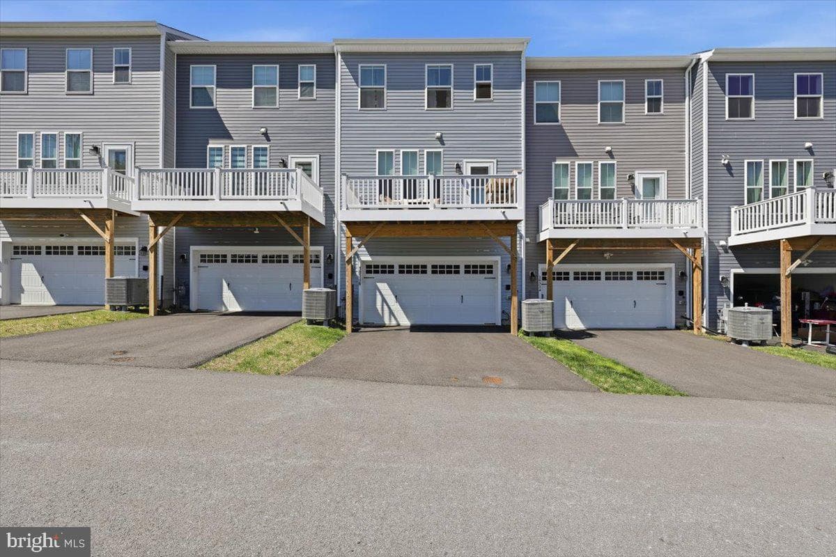 10316 Serenade Court photo 52