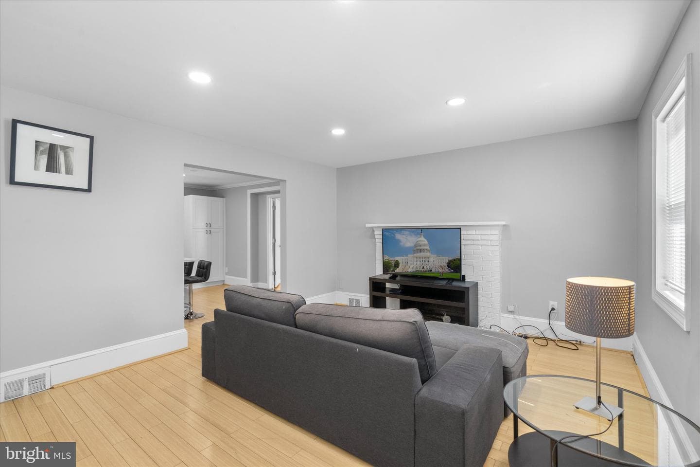 4814 Fox Street photo 10