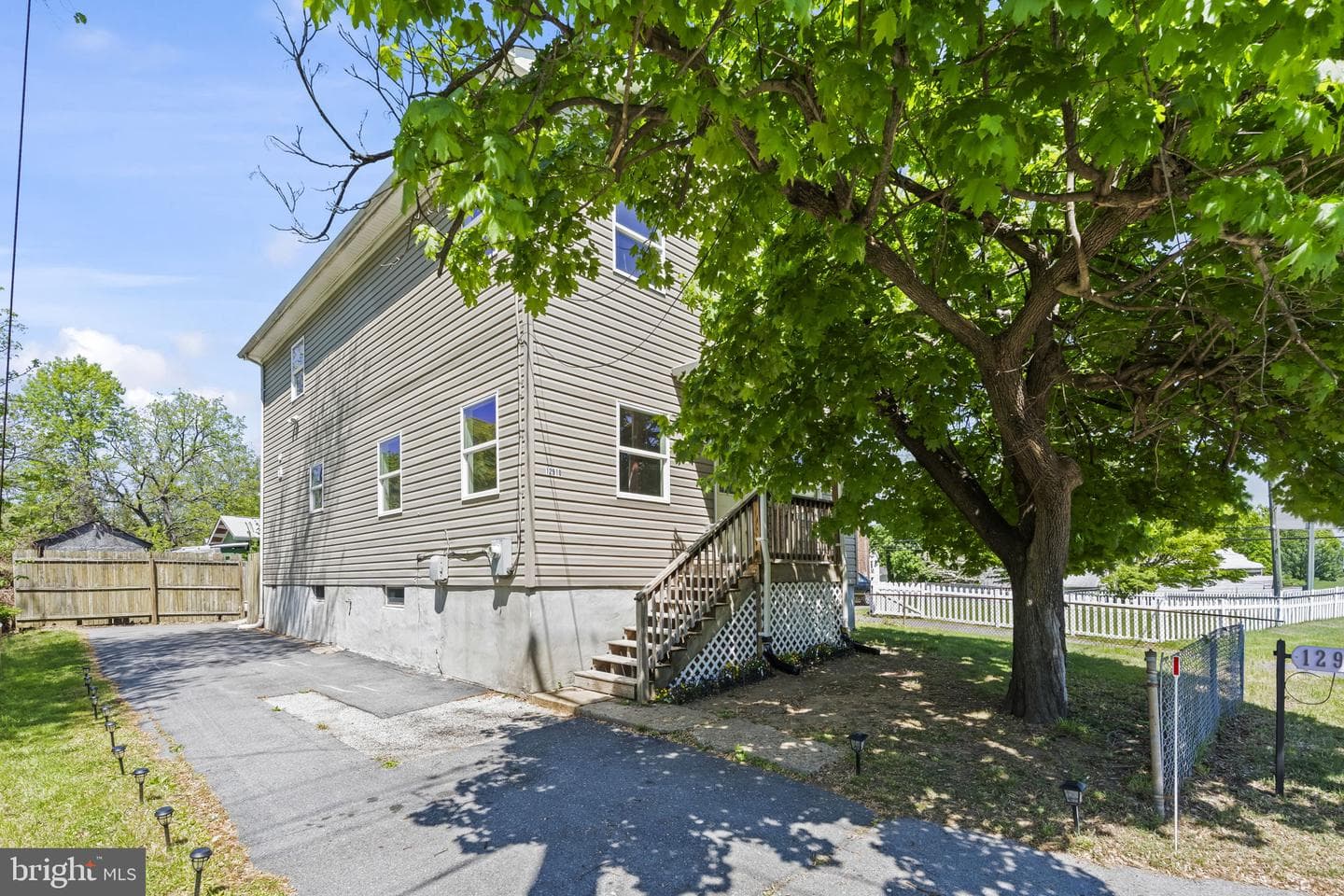 12910 9th Street photo 3