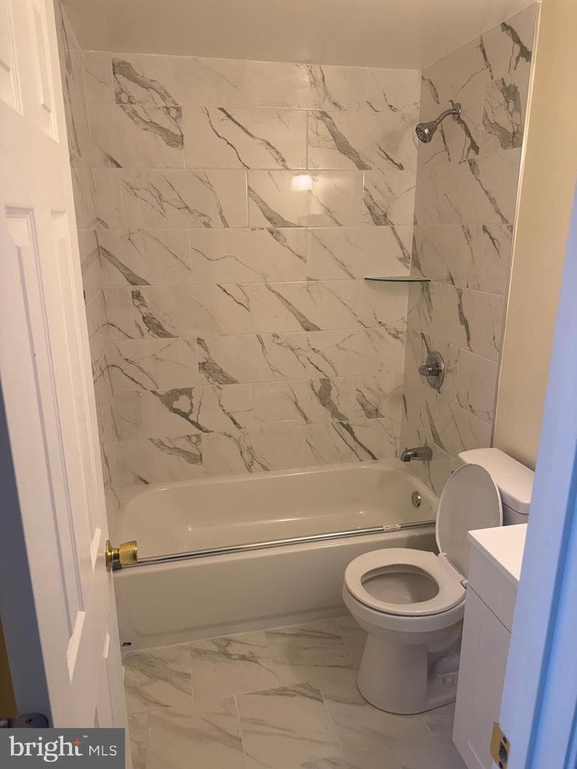 5404 Lakevale Terrace photo 49
