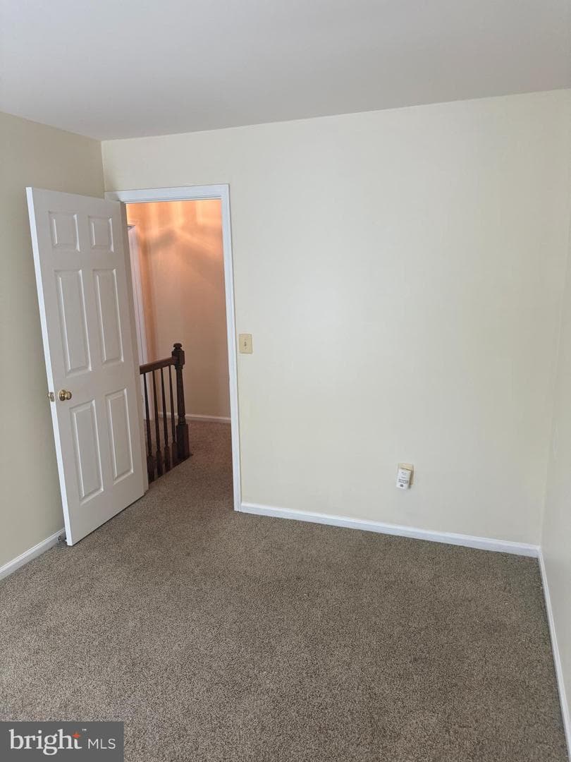 5404 Lakevale Terrace photo 68