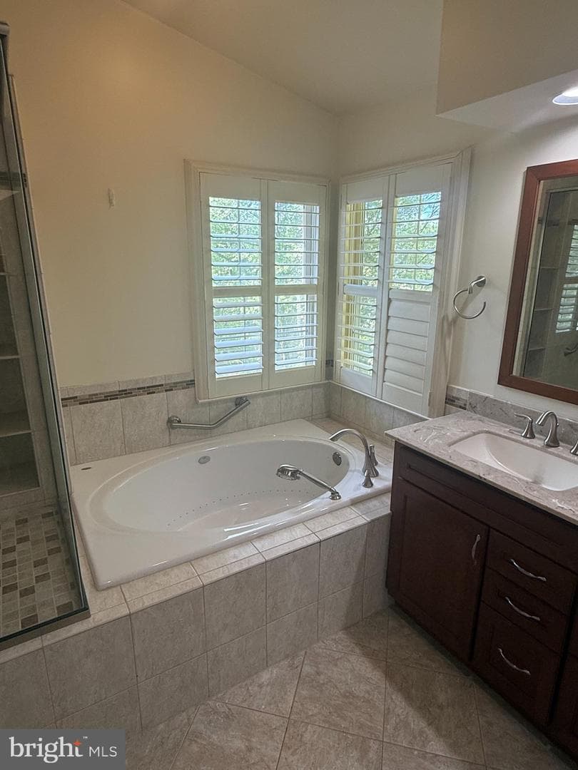 5404 Lakevale Terrace photo 78