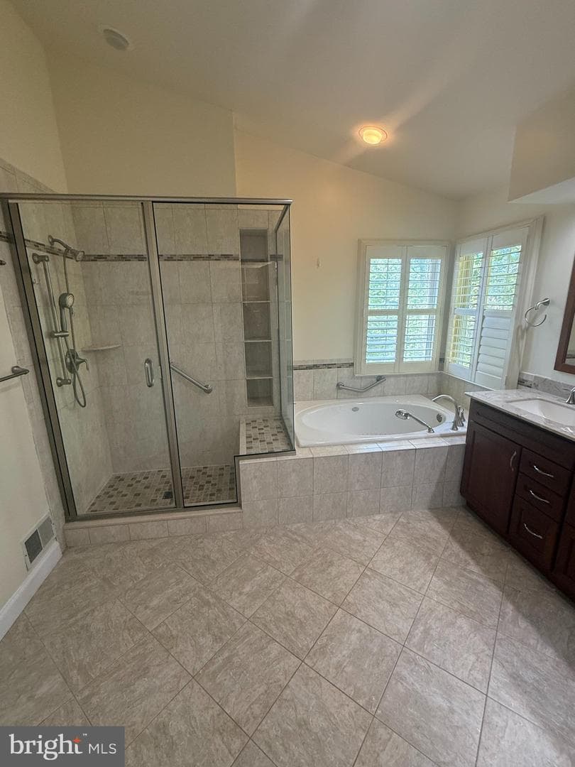 5404 Lakevale Terrace photo 81