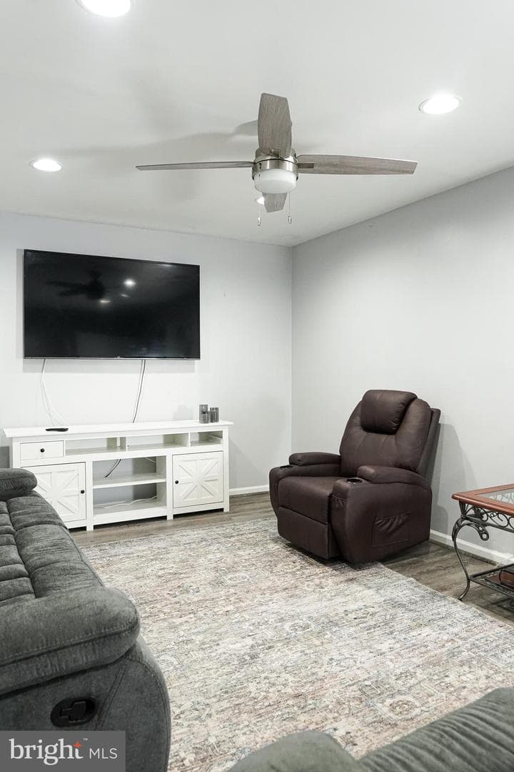 7901 Anne Ct photo 51