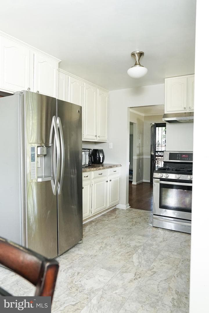 7901 Anne Ct photo 8
