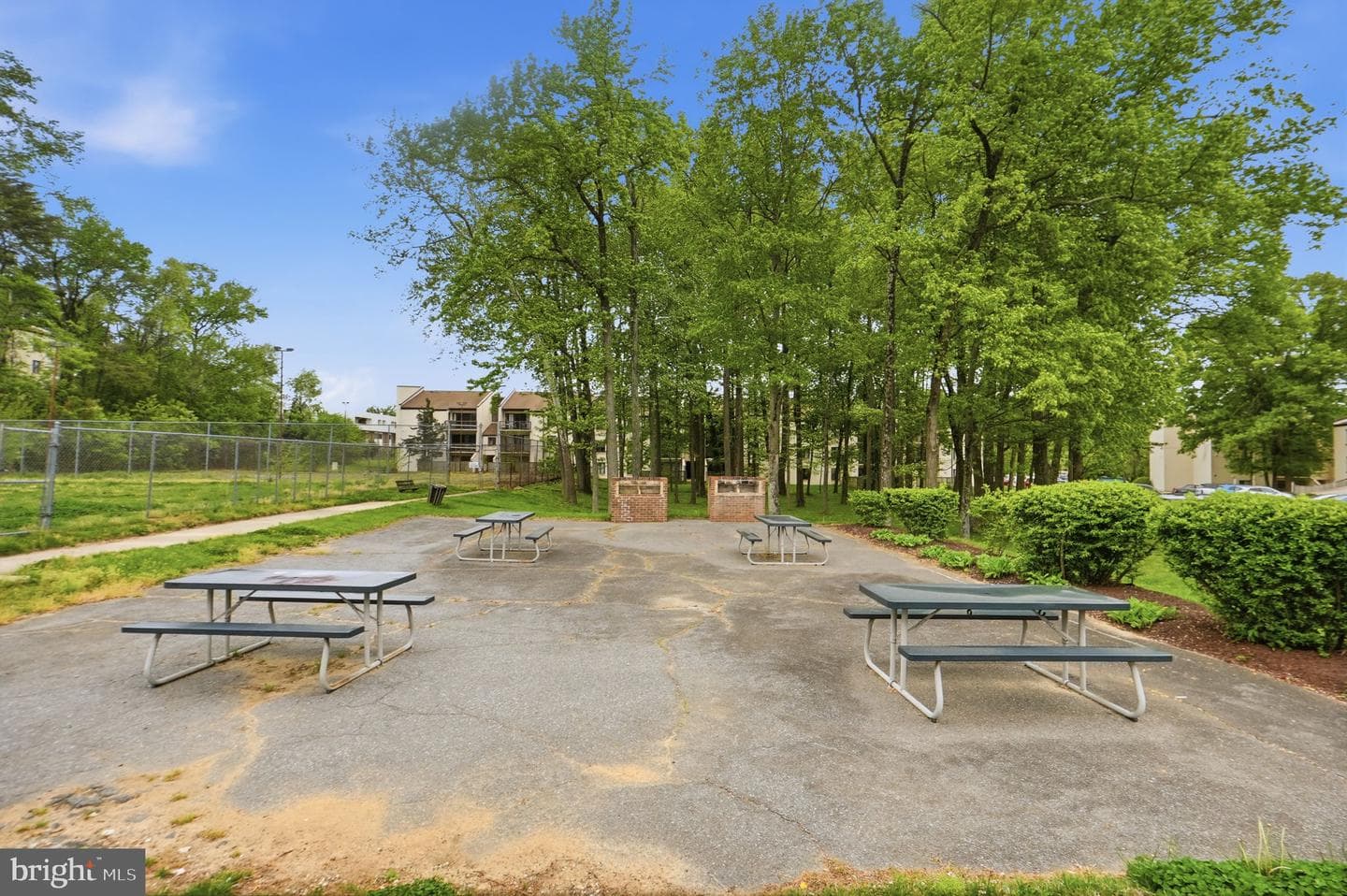 10114 Campus Way S #201-8c photo 31