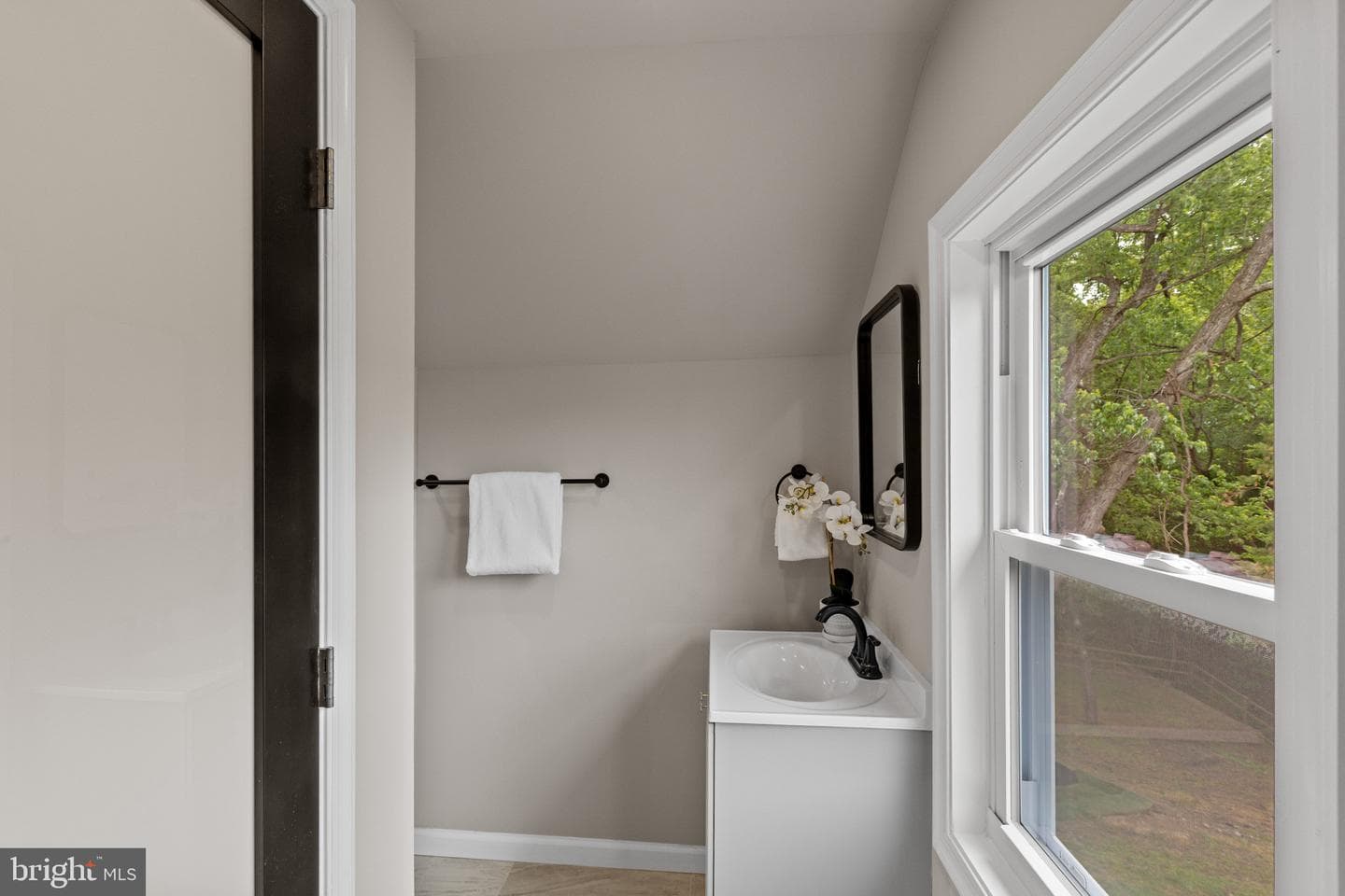 7815 Croom Road photo 21