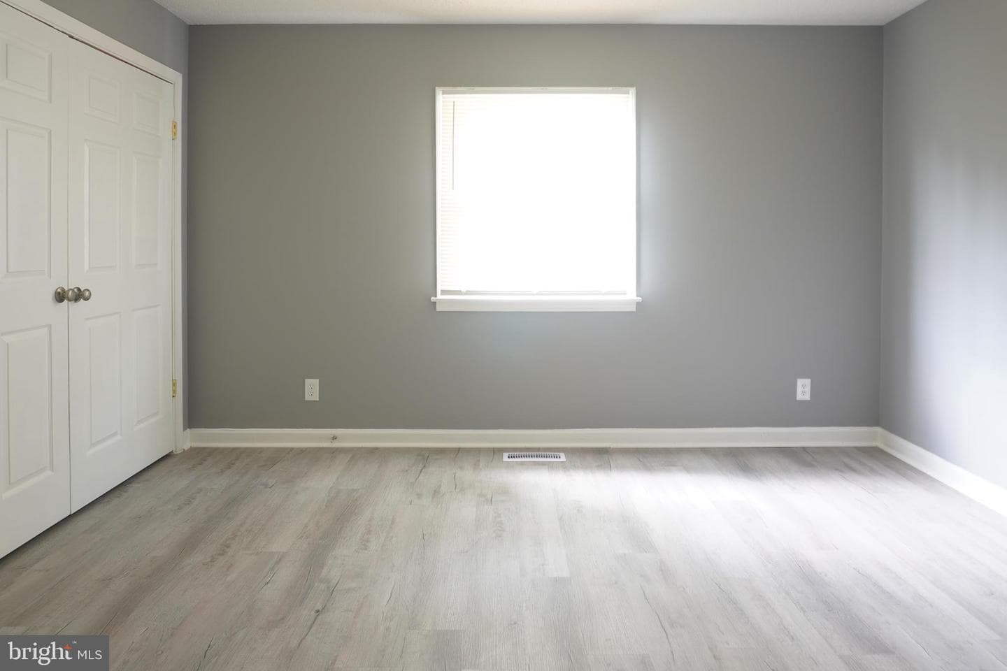 8102 Thornfield Terrace photo 21
