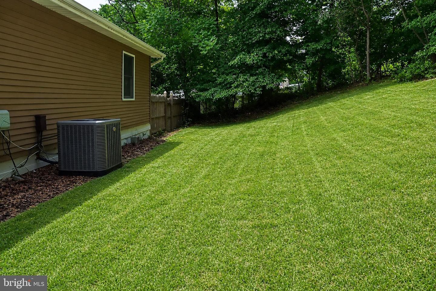8102 Thornfield Terrace photo 34