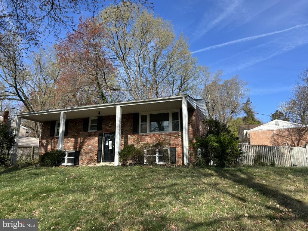 1506 Stirling Court photo 12