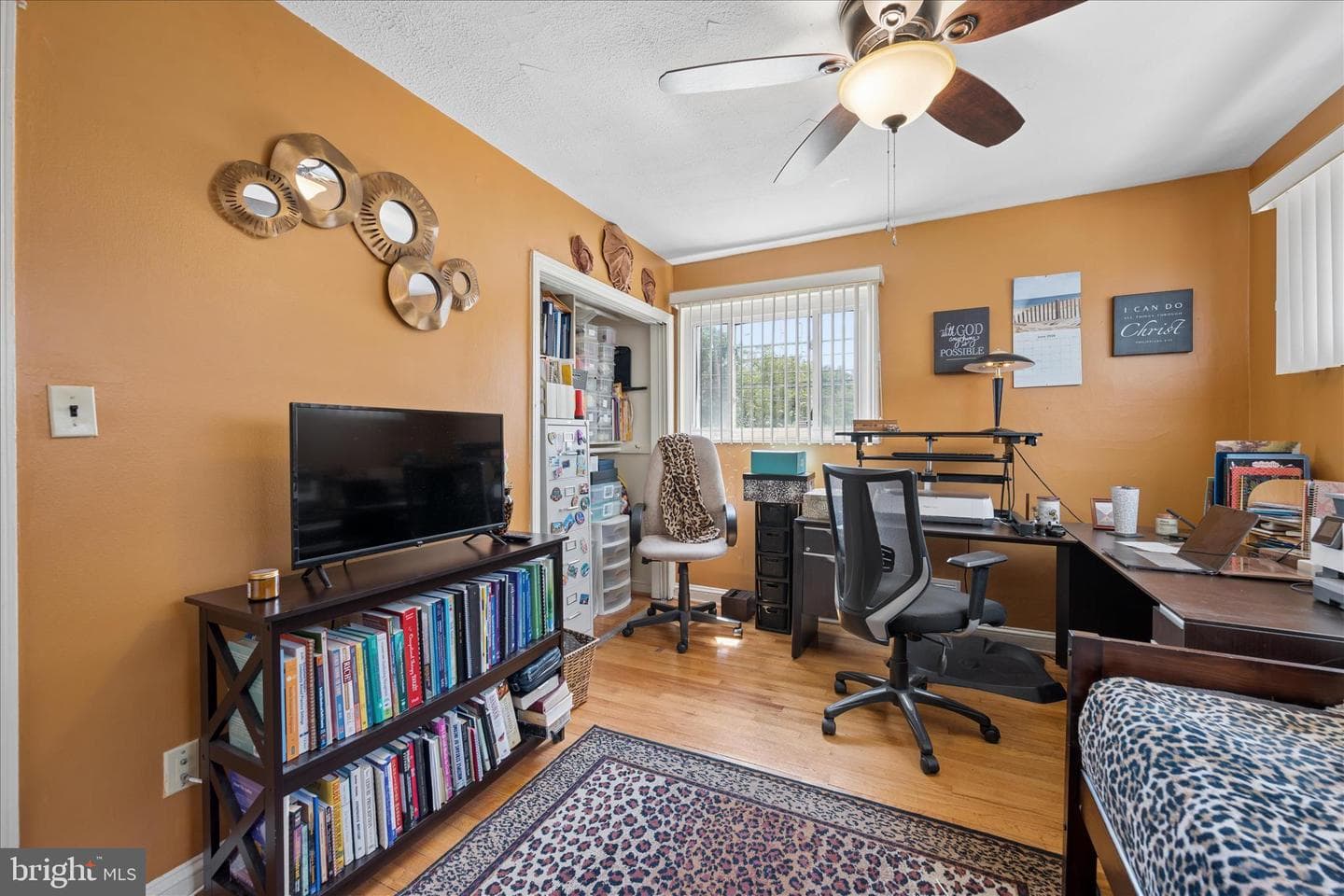 6803 Adelphi Rd photo 33