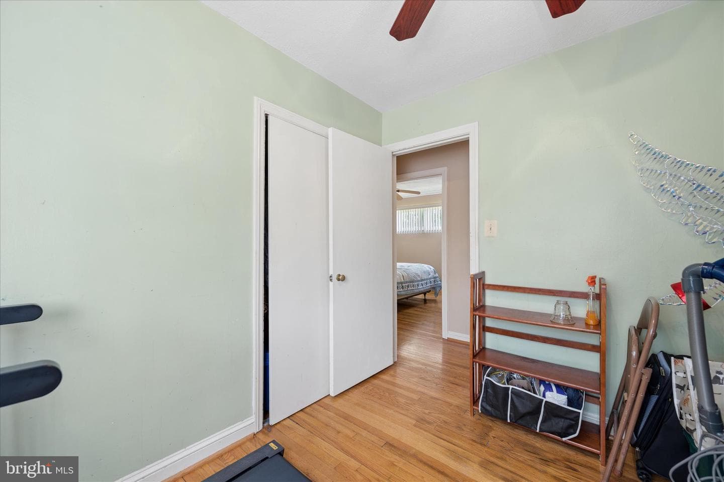 6803 Adelphi Rd photo 36