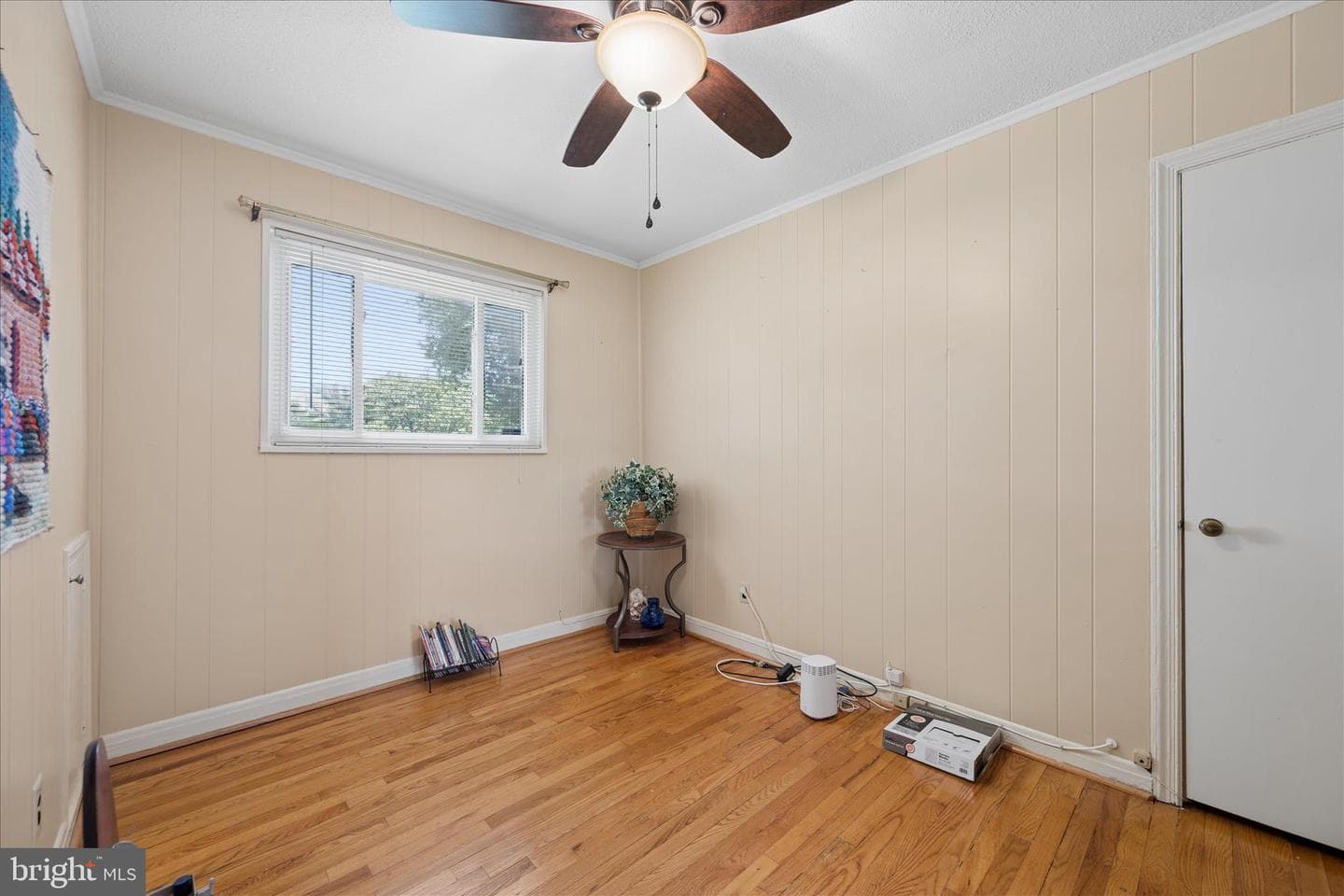 6803 Adelphi Rd photo 37