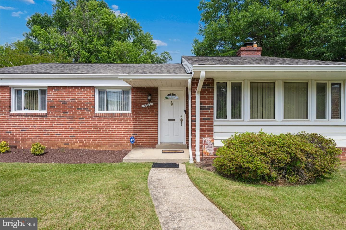 6803 Adelphi Rd photo 49