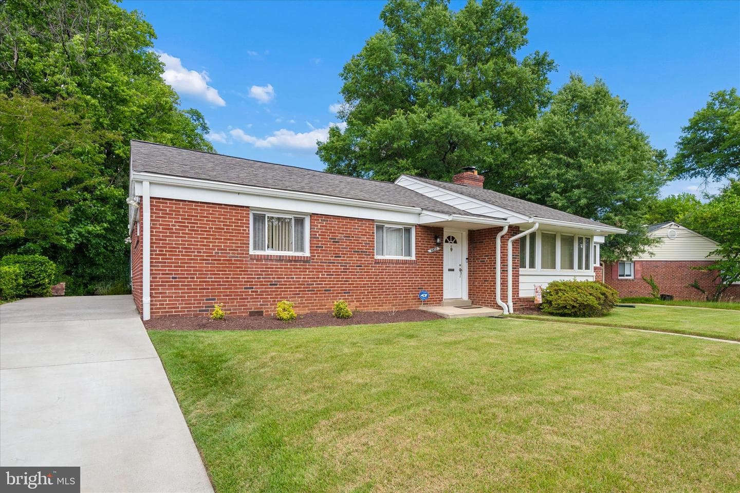 6803 Adelphi Rd photo 54