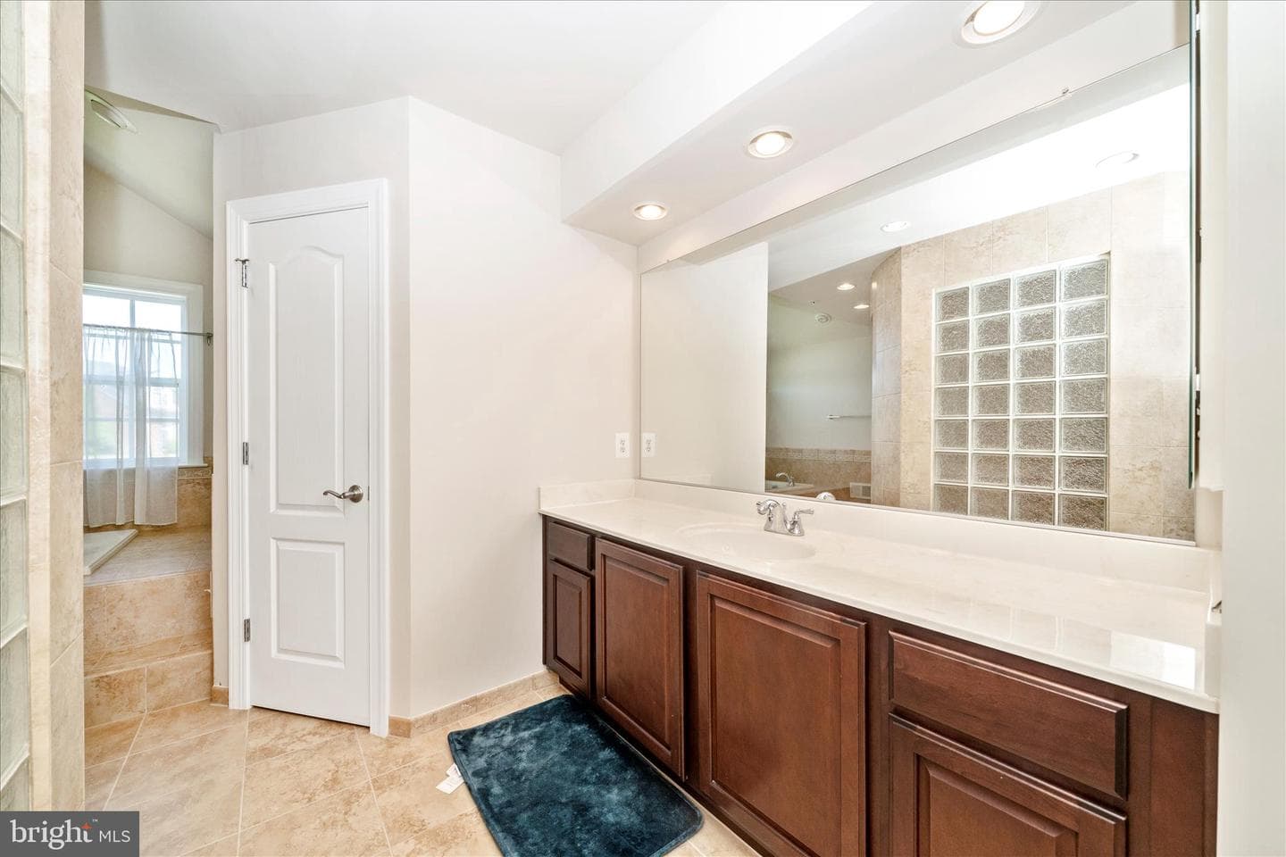 13201 Amelias Grove Court photo 26