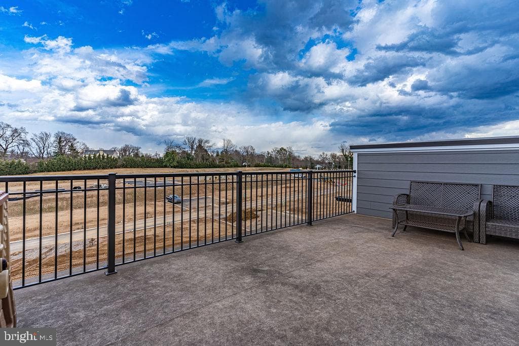 518 Triggerfish Drive photo 33