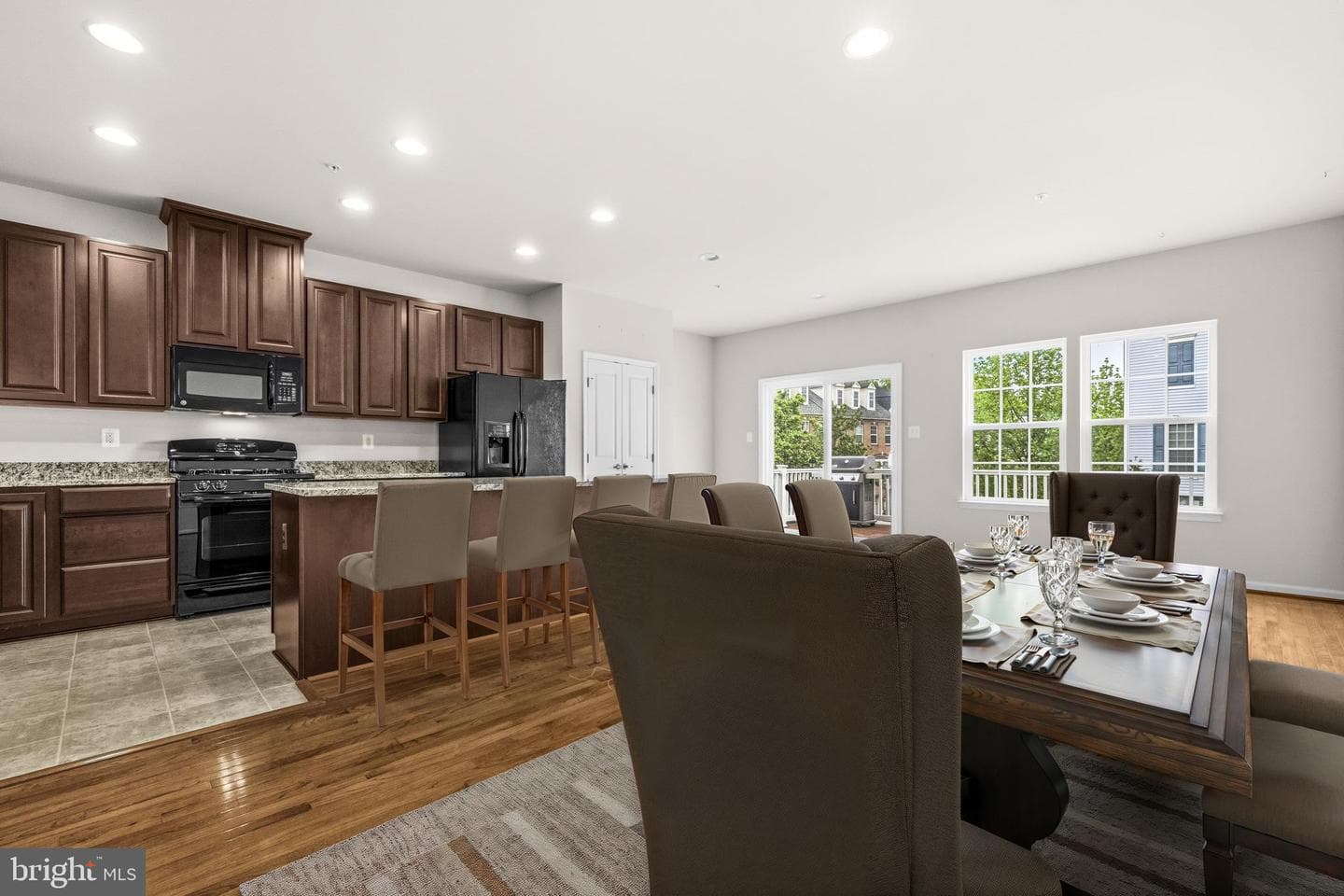 14913 Rockcastle Street photo 9