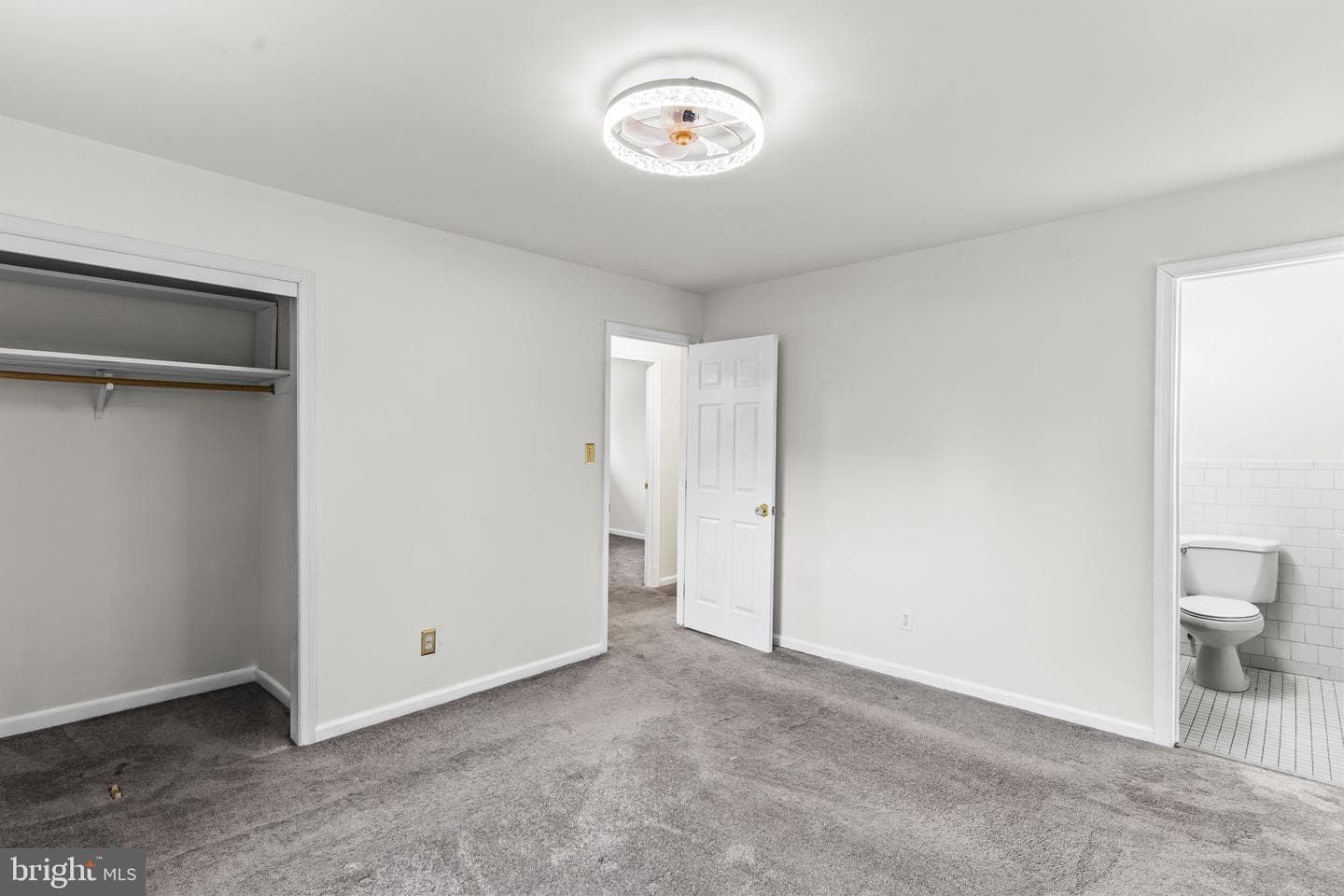 8714 Oakdale Street photo 14