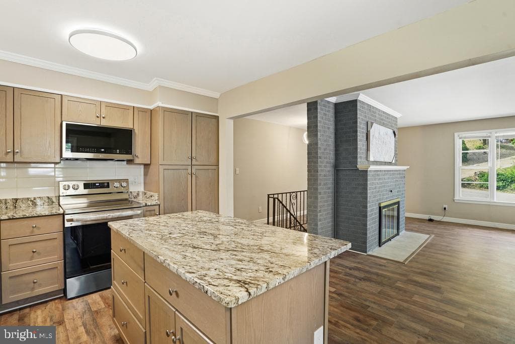 309 Cedar Ridge Drive photo 15