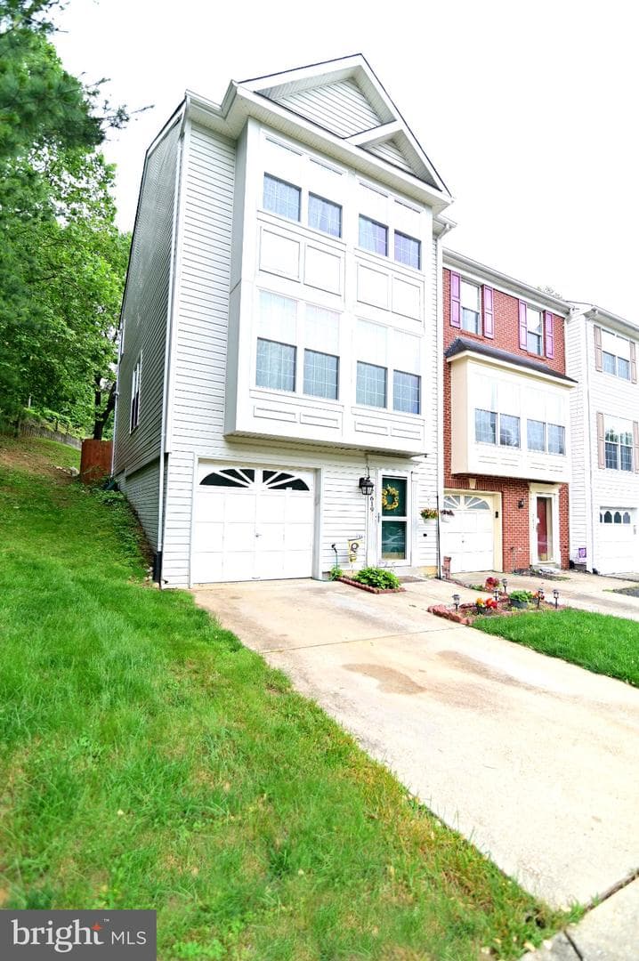 7619 Covent Gardens Court photo 3