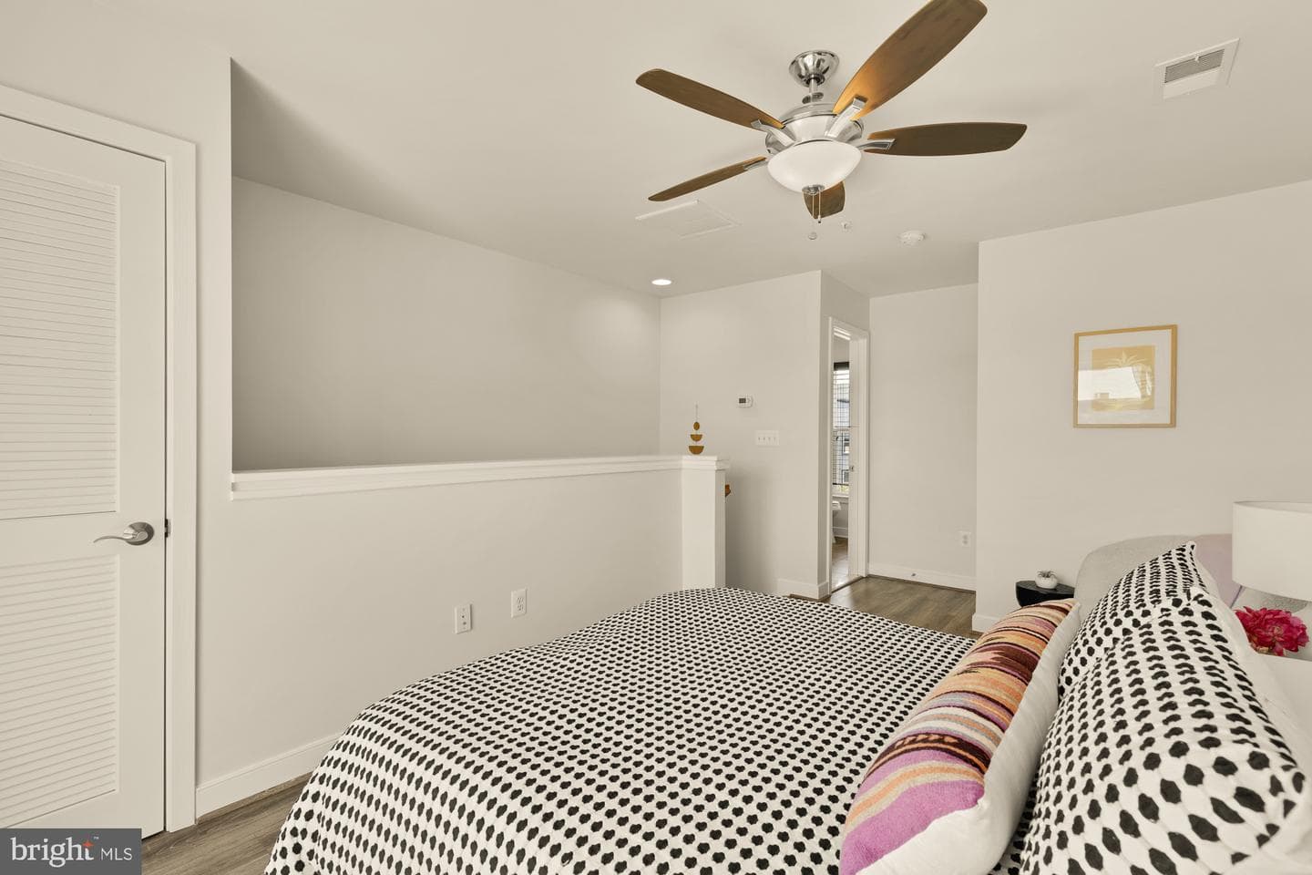 5714 45th Avenue photo 35
