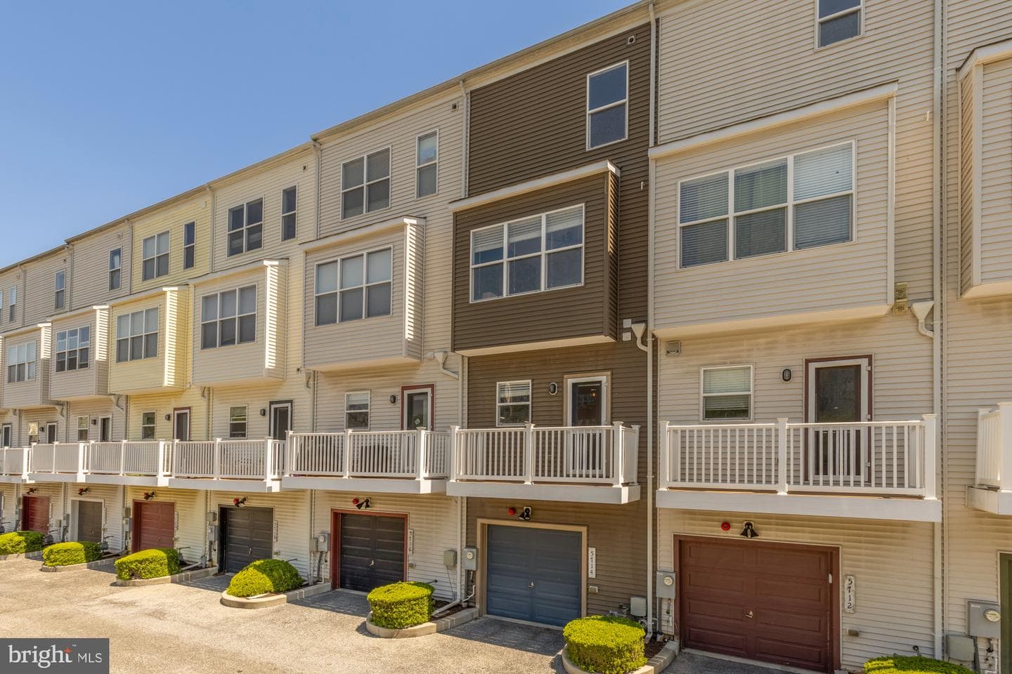 5714 45th Avenue photo 44