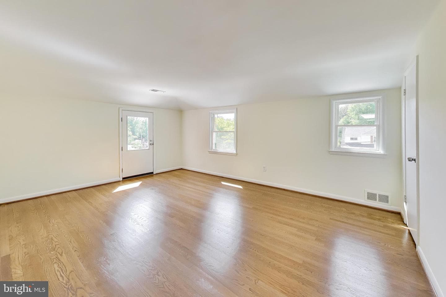 3205 Crest Avenue photo 17
