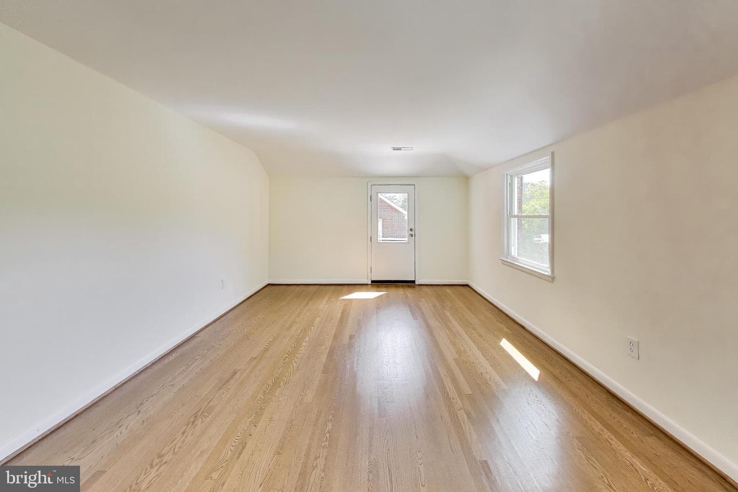 3205 Crest Avenue photo 18