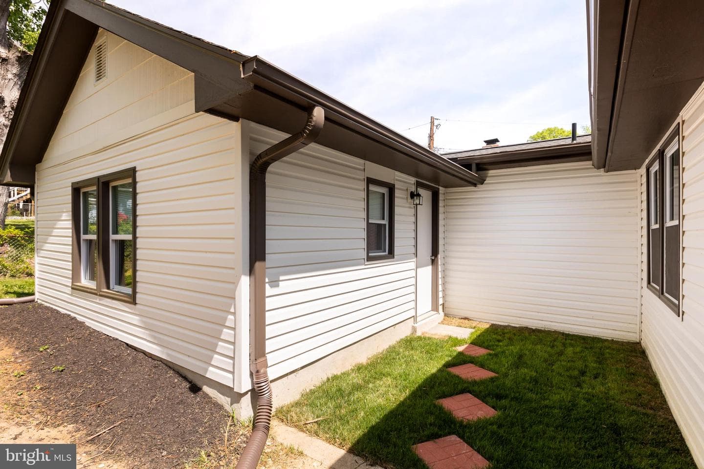 9520 48th Avenue photo 45