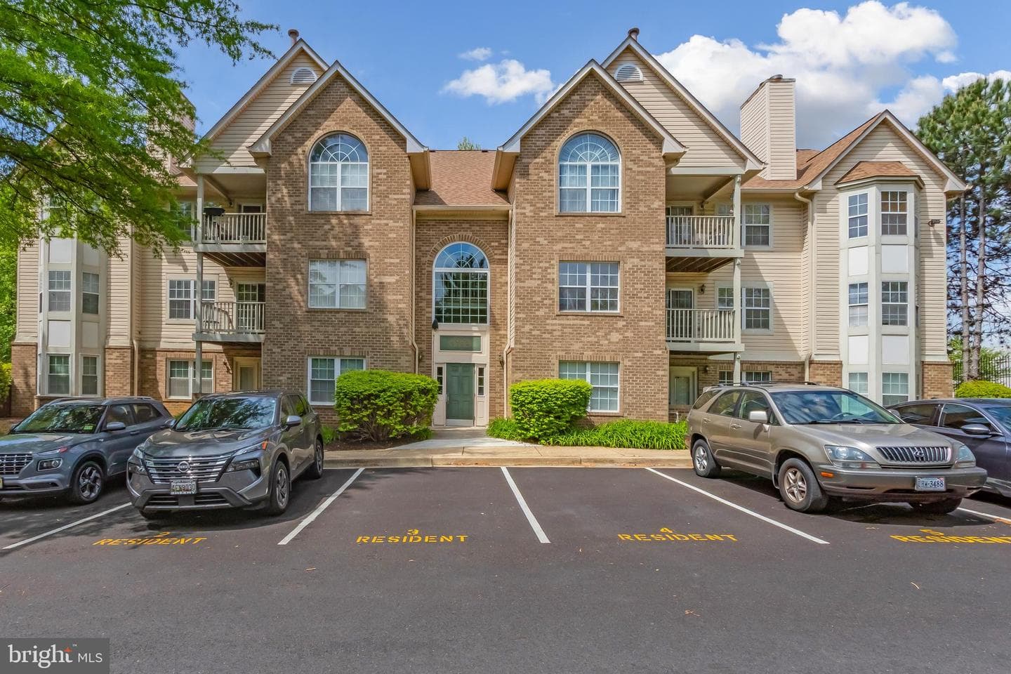 9700 Lake Pointe Court #202