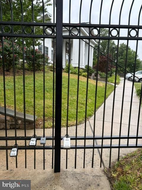 1321 Karen Boulevard #103 photo 39