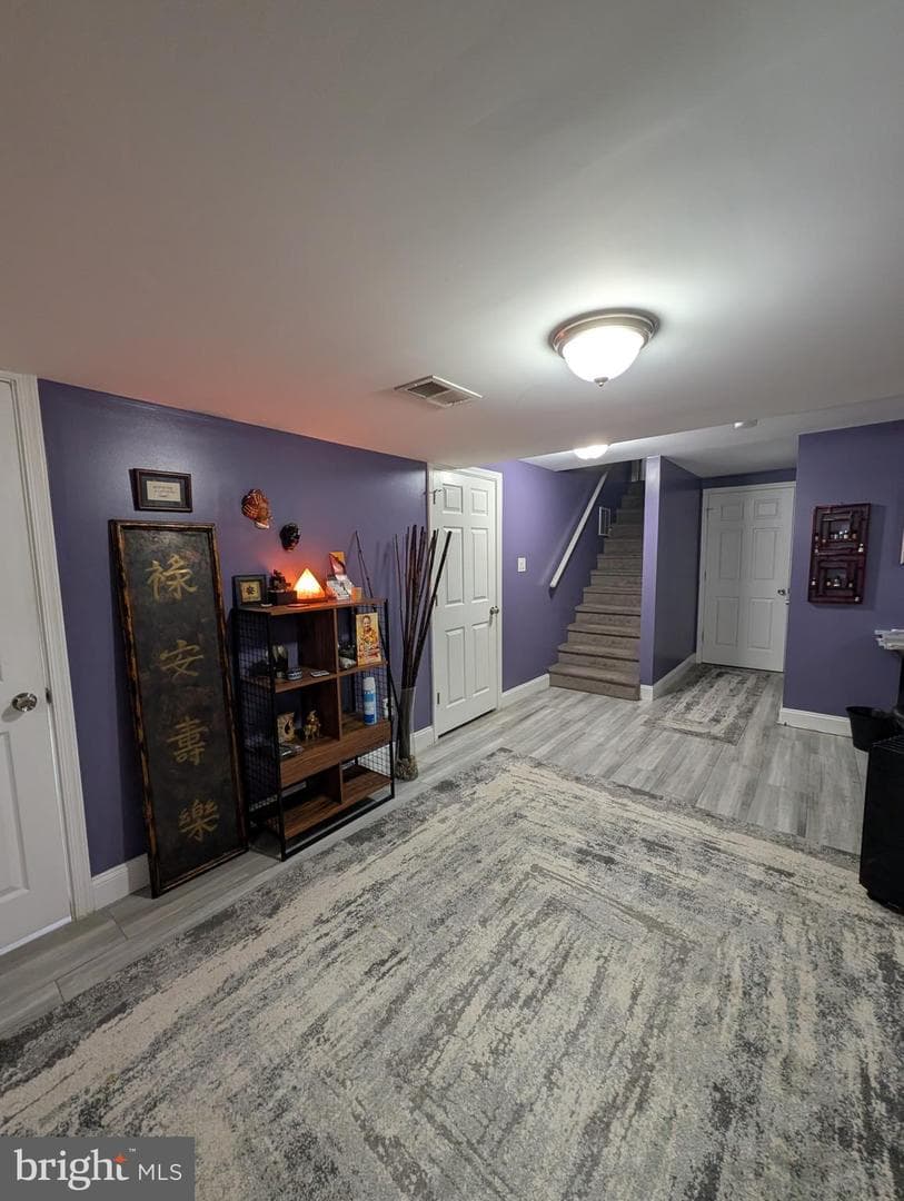 10028 Dubarry Street photo 5