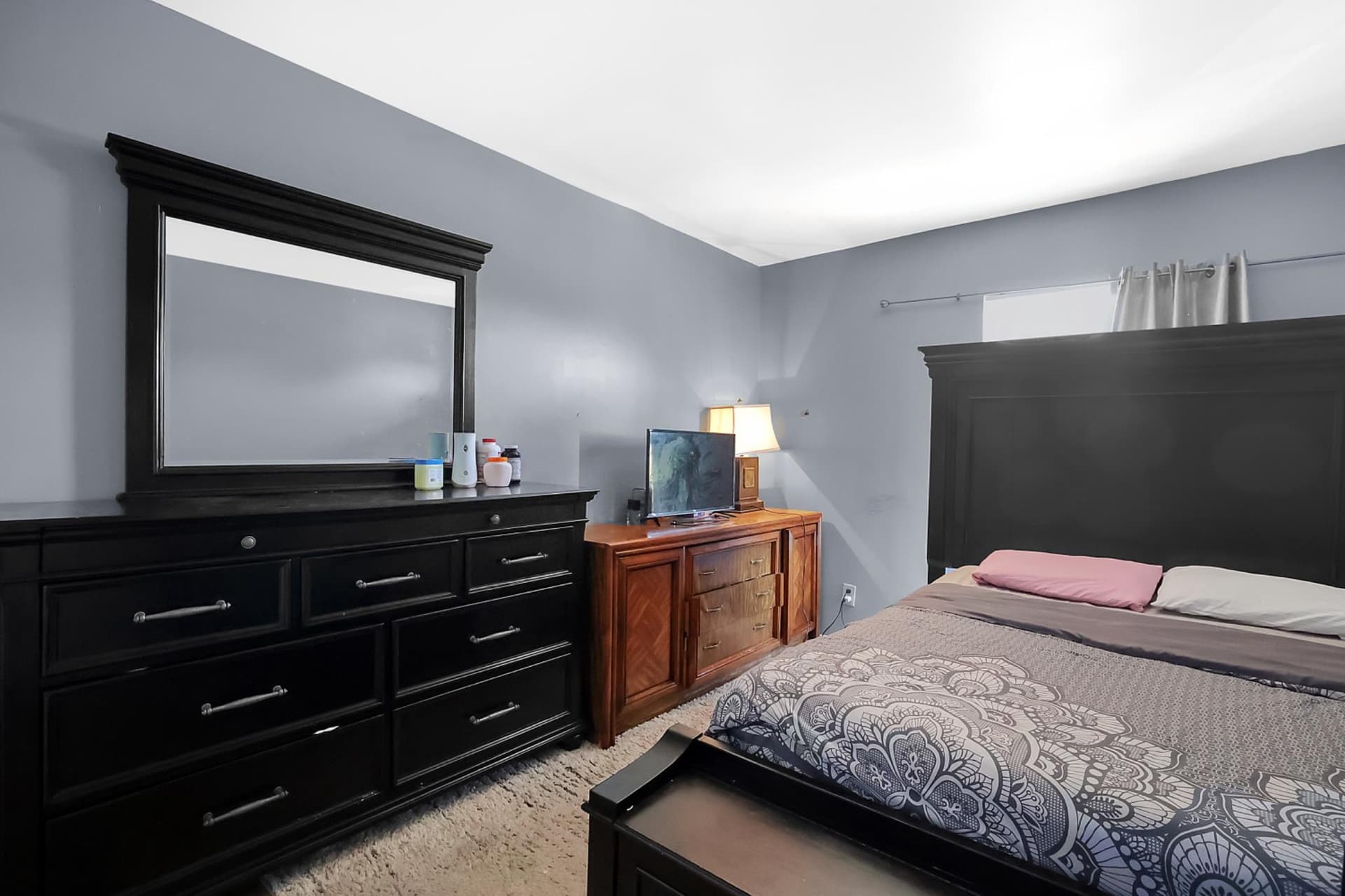 5743 Regency Lane photo 10