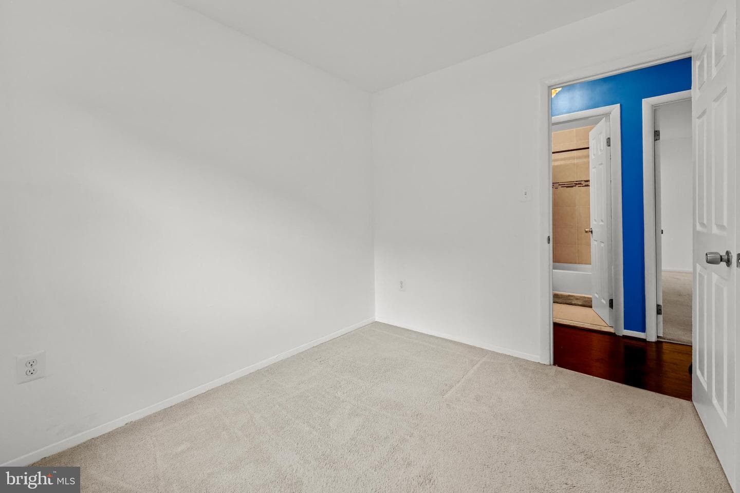 5802 Shepherd Lane photo 20