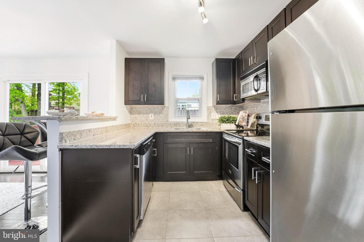5802 Shepherd Lane photo 4