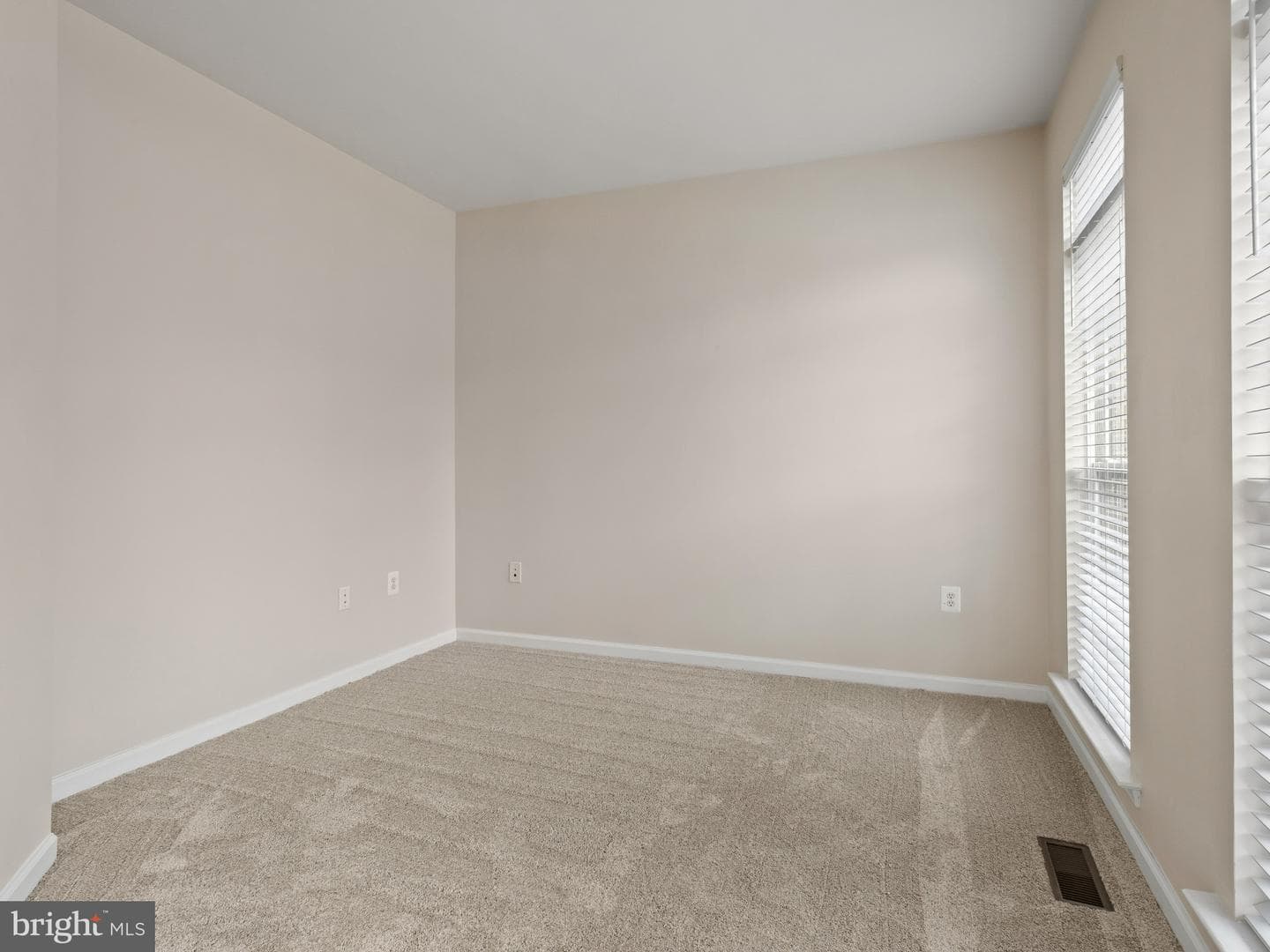 13203 Arya Dr photo 6