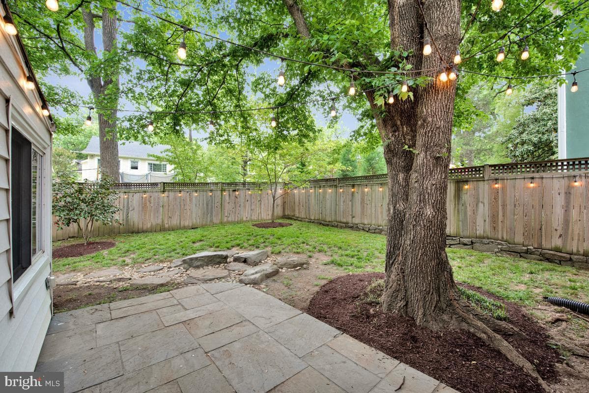 4205 Longfellow Street photo 39