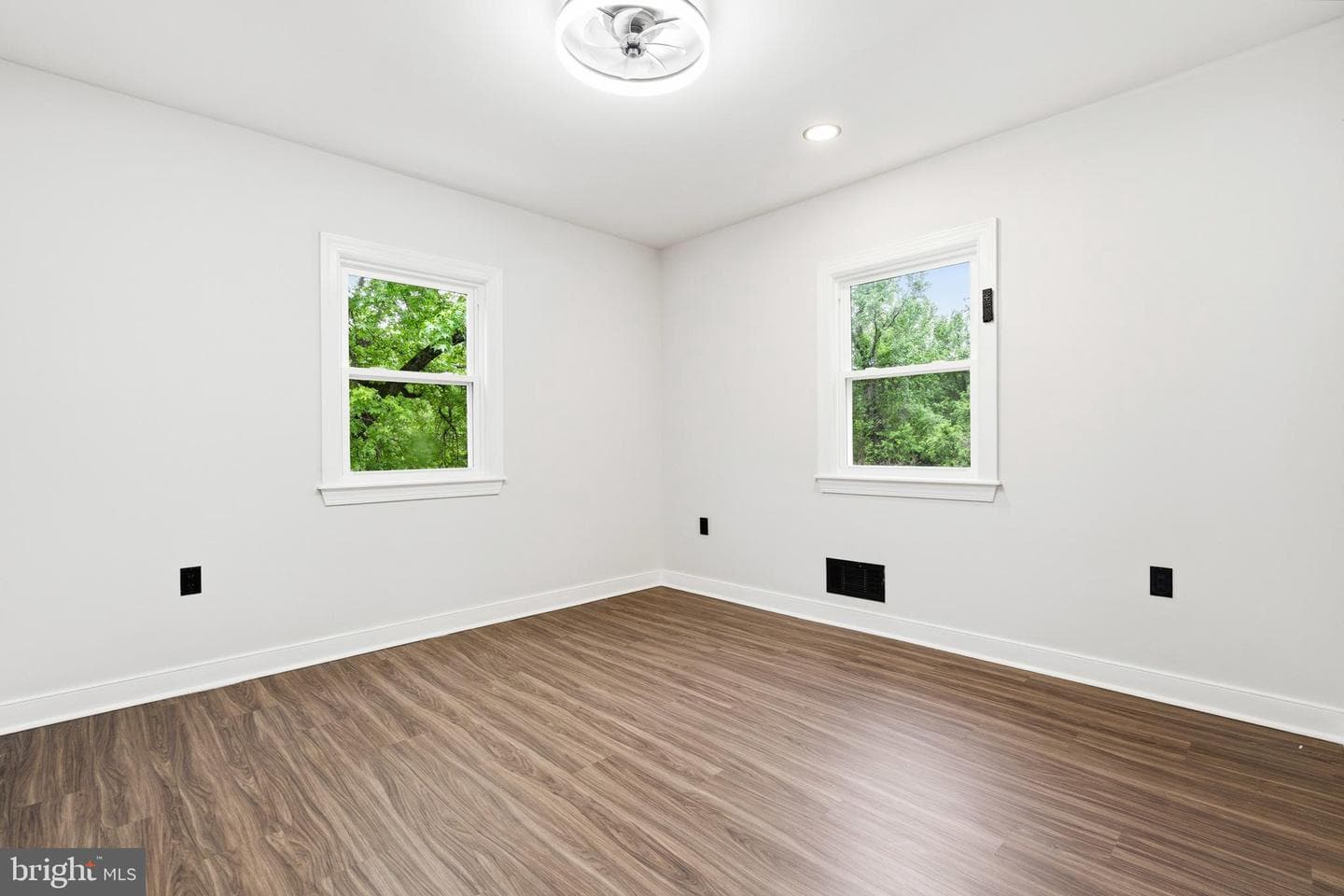 9529 Temple Hill Road photo 6