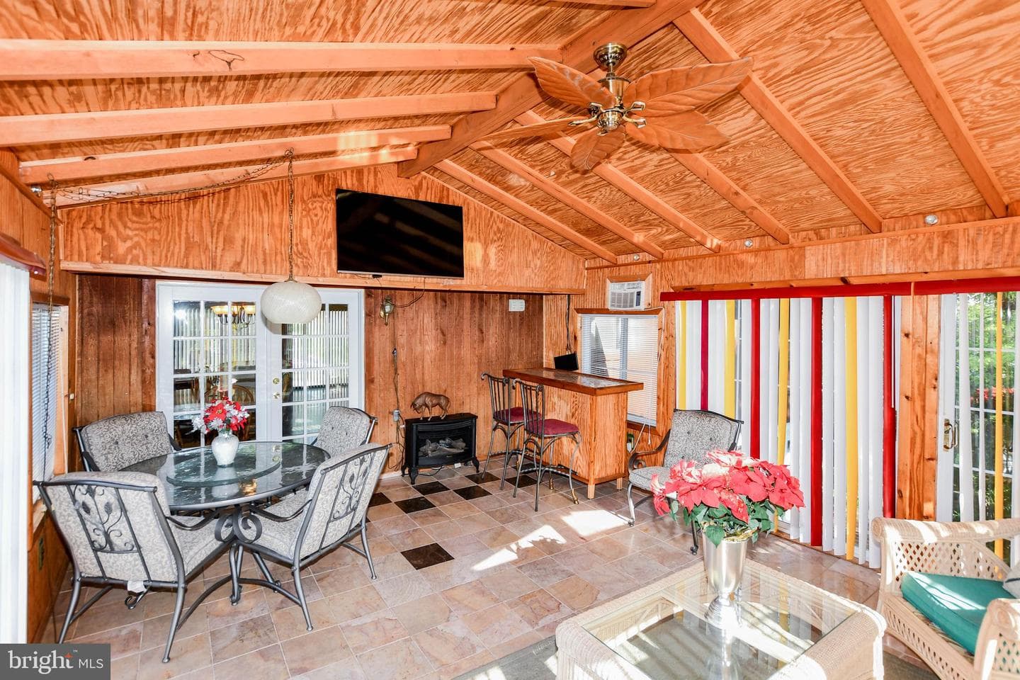 1019 Cedar Heights Drive photo 18