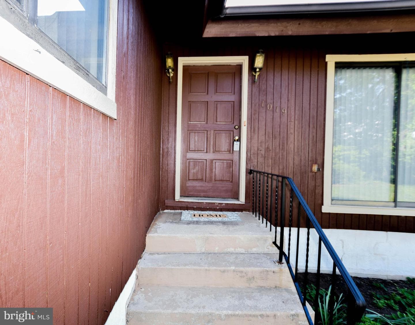 1019 Cedar Heights Drive photo 3