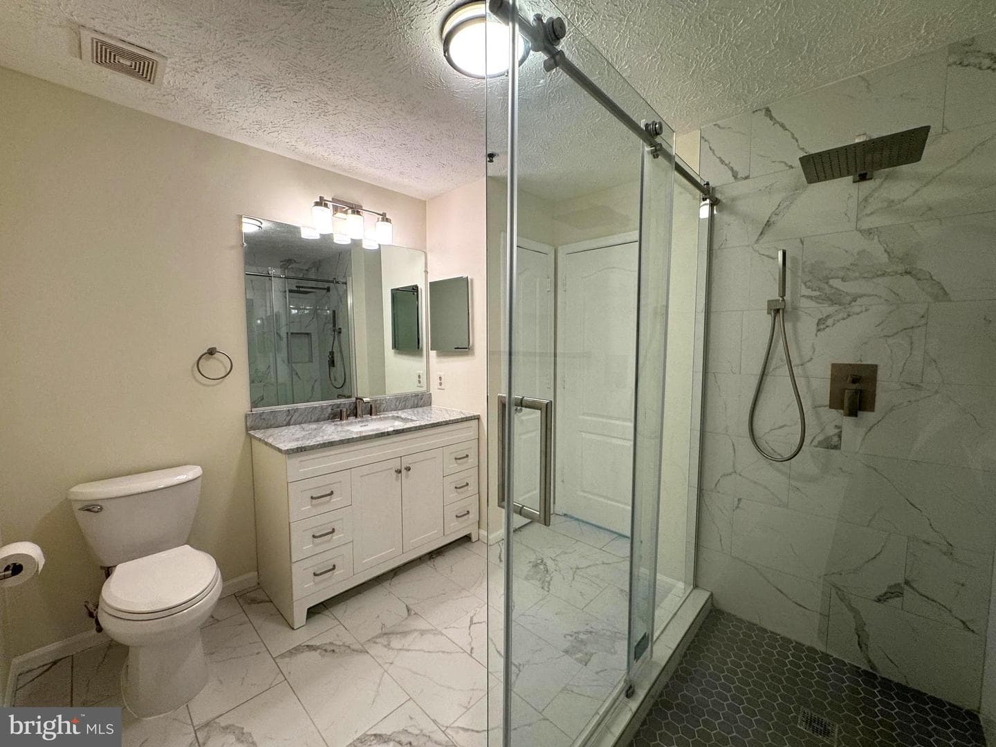16501 Elmcrest Terrace photo 20