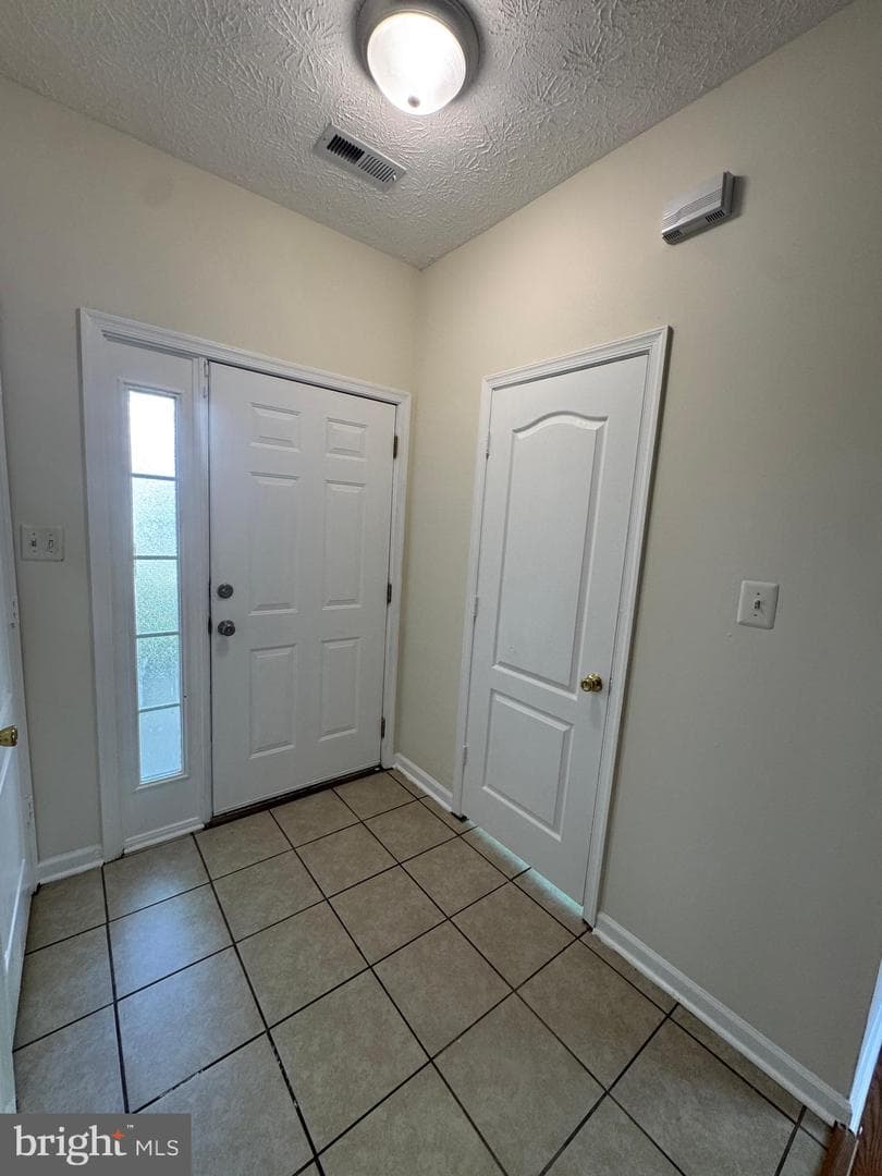 16501 Elmcrest Terrace photo 28